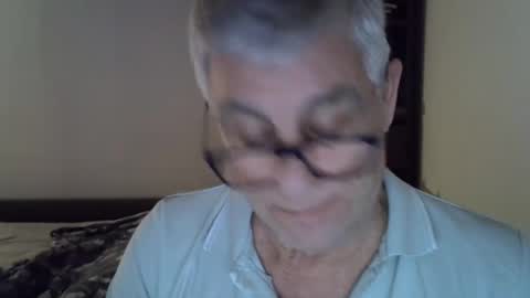 Snapshot of patrick5275 chatting on 12-20-24, 10:22 patrick5275 online show from 12-20-24, 10:22