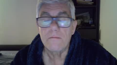 Snapshot of patrick5275 chatting on 12-30-24, 06:53 patrick5275 online show from 12-30-24, 06:53