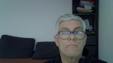 Snapshot of patrick5275 chatting on 01-07-25, 04:16 patrick5275 online show from 01-07-25, 04:16