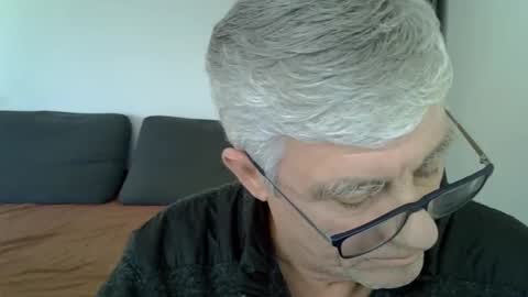 Snapshot of patrick5275 chatting on 02-04-25, 01:27 patrick5275 online show from 02-04-25, 01:27