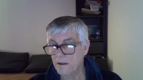Snapshot of patrick5275 chatting on 02-16-25, 06:43 patrick5275 online show from 02-16-25, 06:43