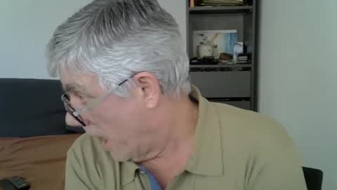 Snapshot of patrick5275 chatting on 02-19-25, 10:23 patrick5275 online show from 02-19-25, 10:23