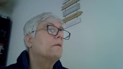 Snapshot of patrick5275 chatting on 02-28-25, 07:05 patrick5275 online show from 02-28-25, 07:05