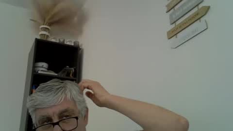 Snapshot of patrick5275 chatting on 02-28-25, 03:04 patrick5275 online show from 02-28-25, 03:04