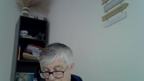 Snapshot of patrick5275 chatting on 03-04-25, 06:37 patrick5275 online show from 03-04-25, 06:37