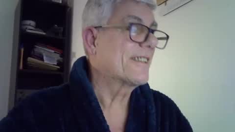 Snapshot of patrick5275 chatting on 03-04-25, 07:54 patrick5275 online show from 03-04-25, 07:54