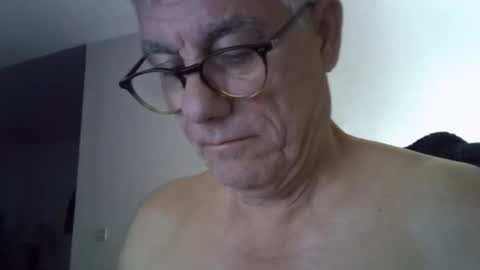 Snapshot of patrick5275 chatting on 09-18-25, 05:20 patrick5275 online show from 09-18-25, 05:20