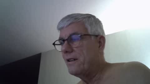 Snapshot of patrick5275 chatting on 10-10-25, 05:50 patrick5275 online show from 10-10-25, 05:50