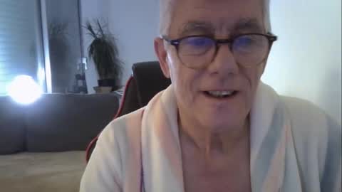 patrick5275 online show from 04-22-26, 05:10