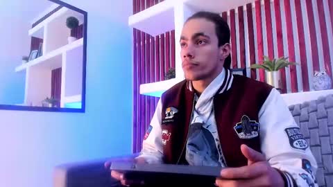 Patrick online show from 02-25-25, 03:42