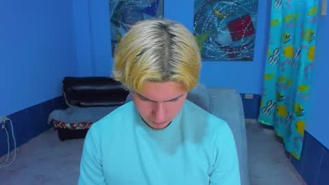 .... online show from 09-18-25, 06:32