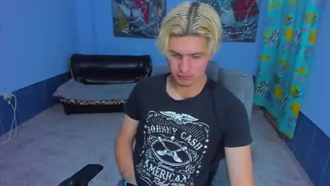 .... online show from 11-03-25, 03:41