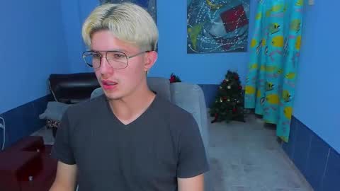 .... online show from 01-10-26, 01:40