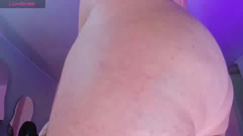 Hi  Pvt open Moans from lovense  tell me  Fav   113366 Especial level 33 online show from 01-18-25, 03:09