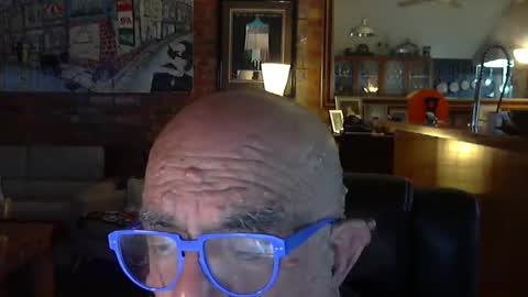 patvac online show from 12-11-24, 01:39