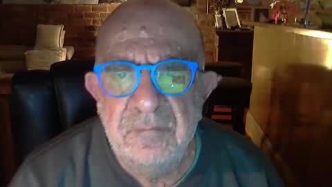 Snapshot of patvac chatting on 06-04-26, 02:56 patvac online show from 06-04-26, 02:56