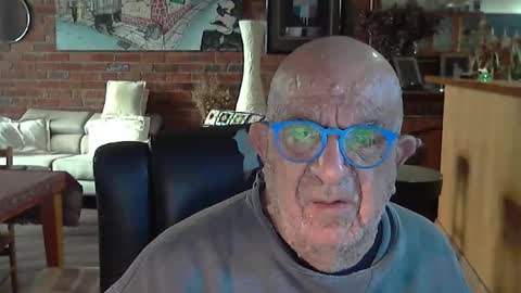 Snapshot of patvac chatting on 06-07-26, 11:19 patvac online show from 06-07-26, 11:19