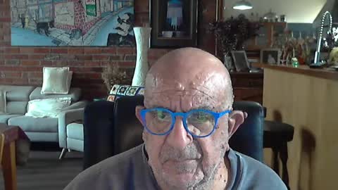 Snapshot of patvac chatting on 06-15-26, 01:19 patvac online show from 06-15-26, 01:19