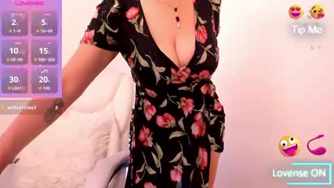 Snapshot of paty_chic chatting on 06-12-26, 01:32 Paty Chic online show from 06-12-26, 01:32
