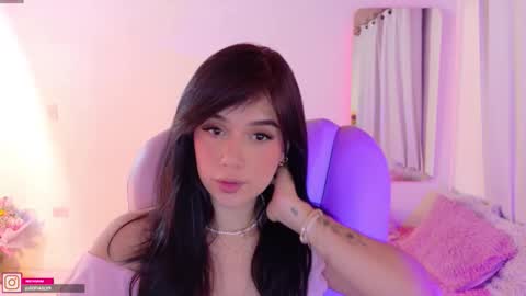 Sofa online show from 09-12-25, 04:34