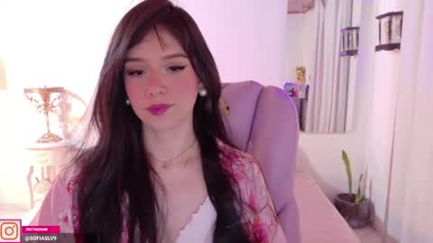 Sofa online show from 05-04-26, 04:52