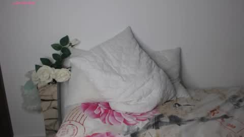 Snapshot of pau_heart chatting on 10-05-25, 01:04 Paulina online show from 10-05-25, 01:04