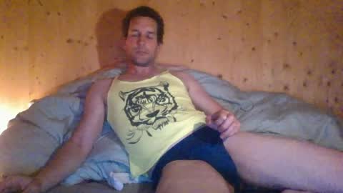 paueriwan online show from 04-19-26, 08:00