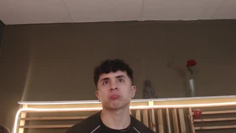 Snapshot of paul_evanss chatting on 11-21-25, 01:32 Paul online show from 11-21-25, 01:32