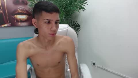 Snapshot of paul_ponce chatting on 10-10-25, 12:37 PAUL online show from 10-10-25, 12:37