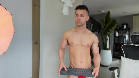 Snapshot of paul_reyborg chatting on 10-04-25, 05:11 Paul online show from 10-04-25, 05:11