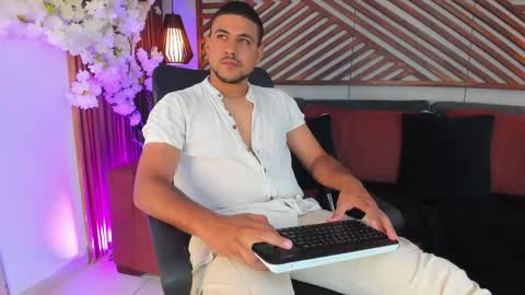 Snapshot of paul_rivera chatting on 06-02-26, 11:18 Paul Rivera online show from 06-02-26, 11:18