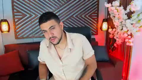 Snapshot of paul_rivera chatting on 06-11-26, 08:29 Paul Rivera online show from 06-11-26, 08:29