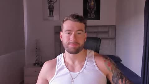 PAUL ROGER online show from 10-25-25, 03:29