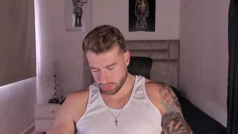 PAUL ROGER online show from 10-26-25, 08:37