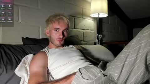 Paul online show from 04-11-26, 04:55