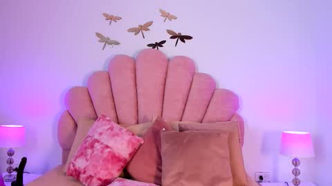 Paula   online show from 02-20-26, 01:00