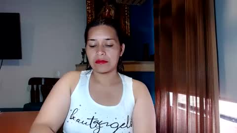 PAULA online show from 01-08-25, 07:34