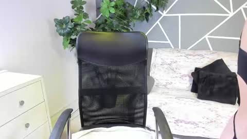 Snapshot of paula_miler1 chatting on 03-26-26, 02:55 paula_miler1 online show from 03-26-26, 02:55