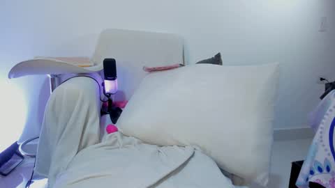 Paula perez - online show from 03-07-25, 08:13