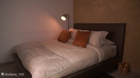 Paula online show from 01-21-25, 02:43