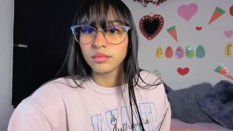 Paula  online show from 04-19-26, 04:01