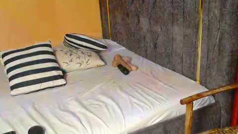 Snapshot of paulahlyn chatting on 04-13-26, 05:07 paualah online show from 04-13-26, 05:07