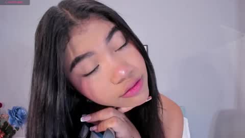 Snapshot of paulete_w chatting on 05-23-26, 12:31 Pau online show from 05-23-26, 12:31
