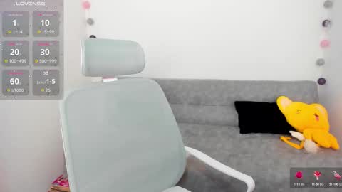 Snapshot of paulette65 chatting on 11-05-25, 12:10 PAU online show from 11-05-25, 12:10