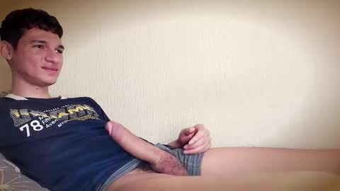 Snapshot of paulhot18 chatting on 12-03-25, 04:20 Paul Mklain online show from 12-03-25, 04:20