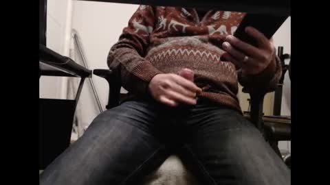 paulie120464 online show from 12-09-24, 05:52