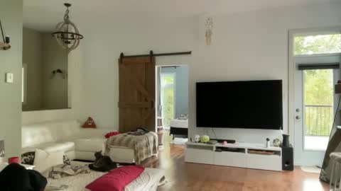 Snapshot of paulilafay chatting on 09-15-25, 01:22 Paulila Fay online show from 09-15-25, 01:22