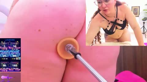 Paulina Davis  online show from 01-09-25, 04:19