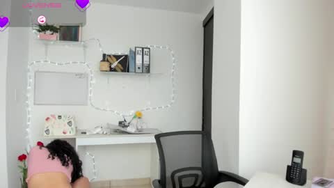 paulina online show from 04-15-26, 06:48