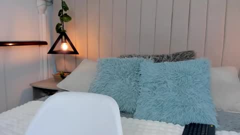 Snapshot of paulina_lopezz chatting on 03-11-25, 08:53 PAULINA online show from 03-11-25, 08:53